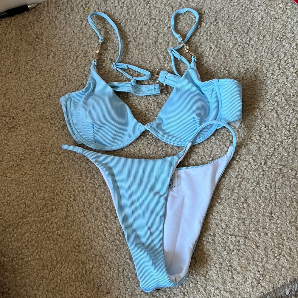 Swim suit